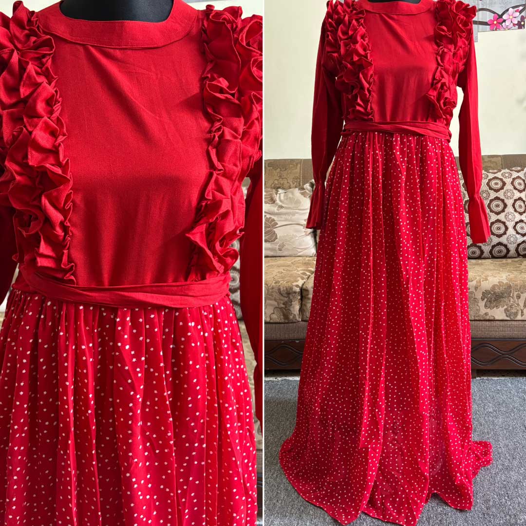 39 Gown - Image 1